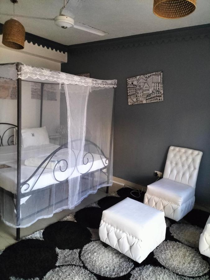 Luxurious Studio Apartments 몸바사 외부 사진