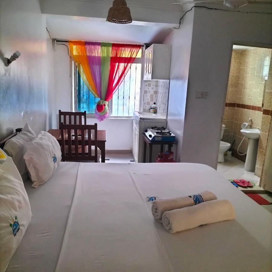 Luxurious Studio Apartments 몸바사 외부 사진