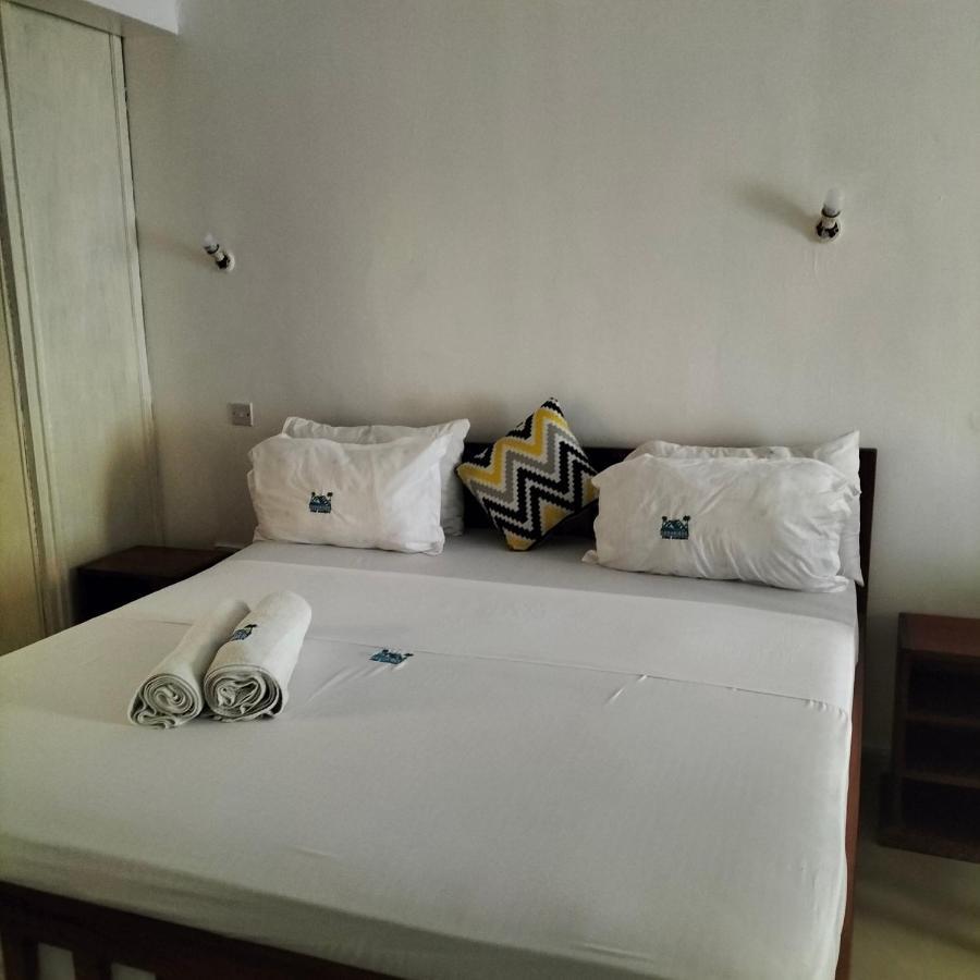 Luxurious Studio Apartments 몸바사 외부 사진