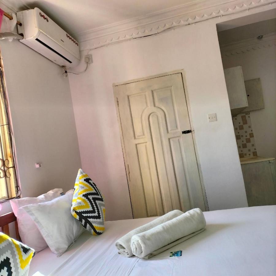 Luxurious Studio Apartments 몸바사 외부 사진
