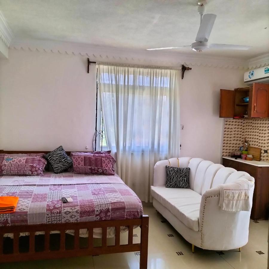 Luxurious Studio Apartments 몸바사 외부 사진