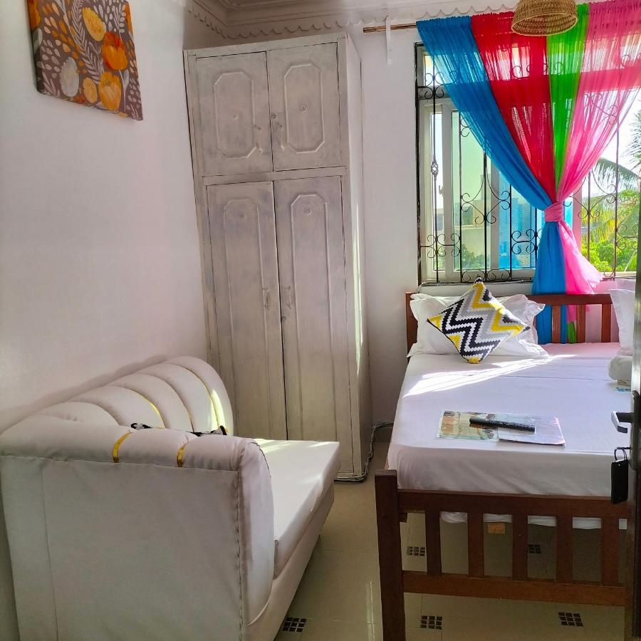 Luxurious Studio Apartments 몸바사 외부 사진