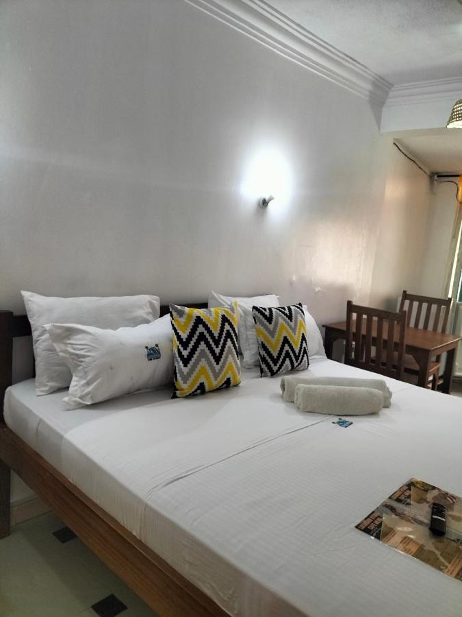 Luxurious Studio Apartments 몸바사 외부 사진