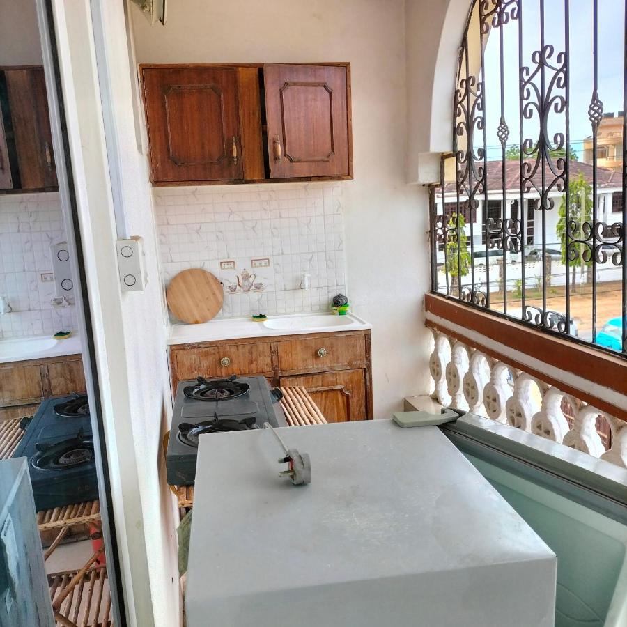 Luxurious Studio Apartments 몸바사 외부 사진