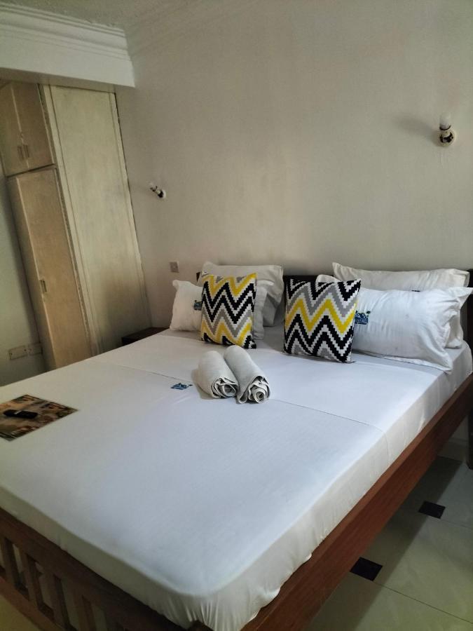 Luxurious Studio Apartments 몸바사 외부 사진
