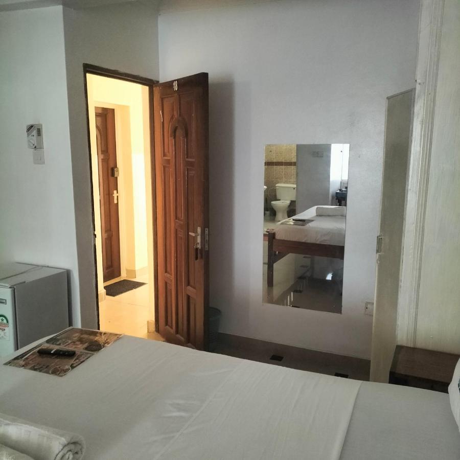 Luxurious Studio Apartments 몸바사 외부 사진